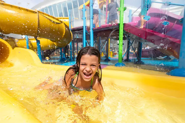 Бассейн Splashaway Bay